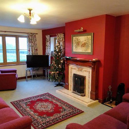 Llinos Cottage Бiuмарис Екстериор снимка