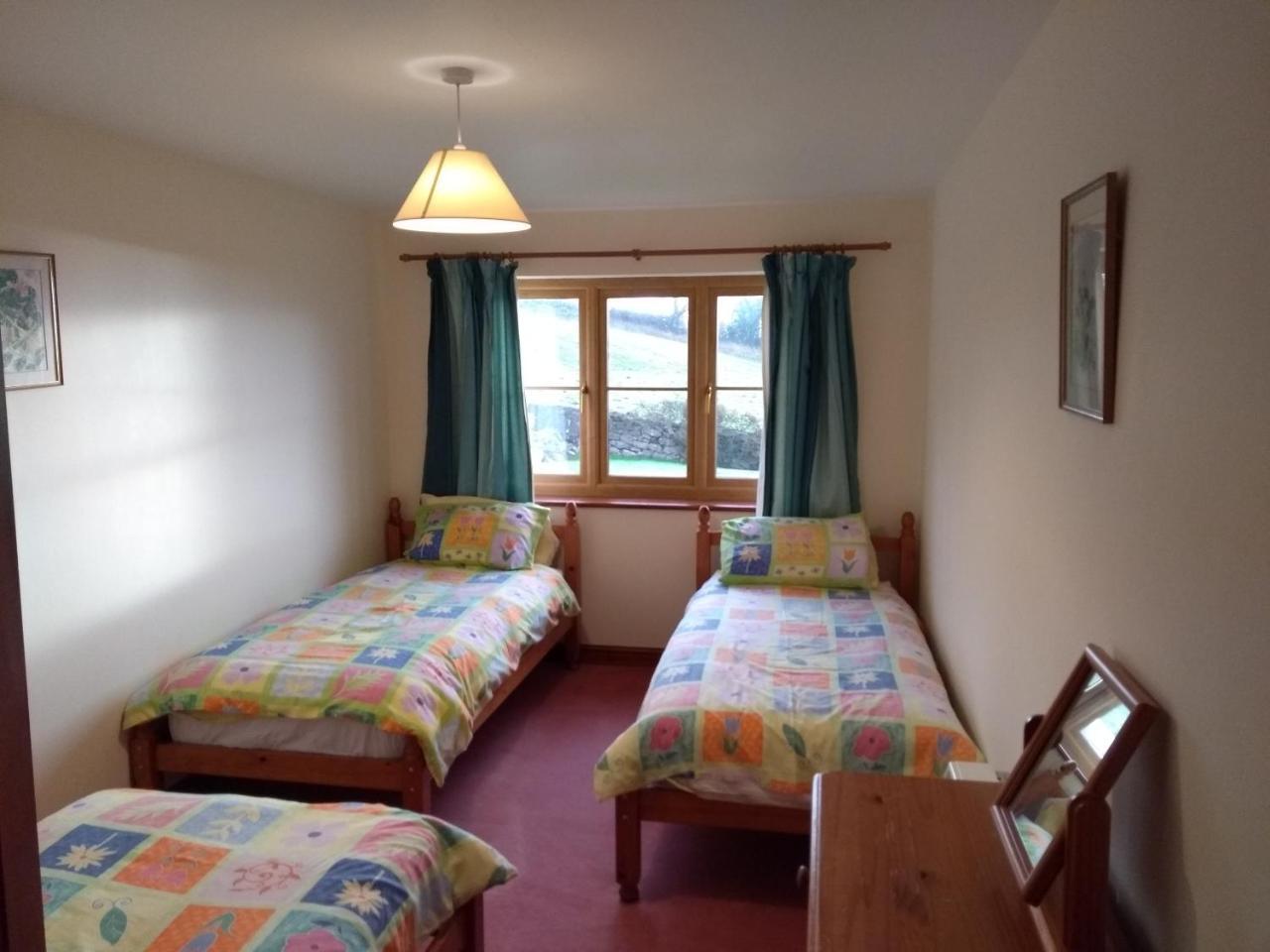 Llinos Cottage Бiuмарис Екстериор снимка